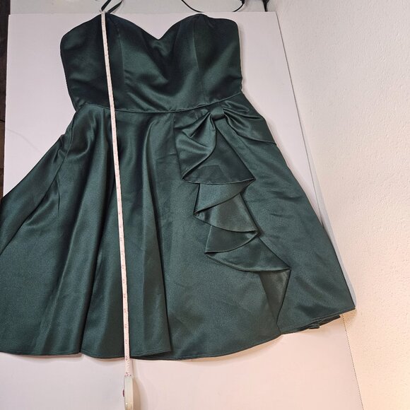 Womens Sweetheart Neckline Ruffled Whimsical Glam Strapless Dress Sz 7 HOCO GRN - Picture 9 of 16